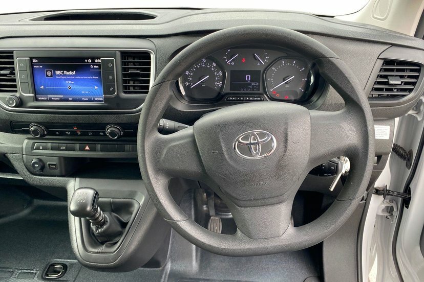 Toyota PROACE 1.5D Active Medium Panel Van Mwb 6Dr  #6