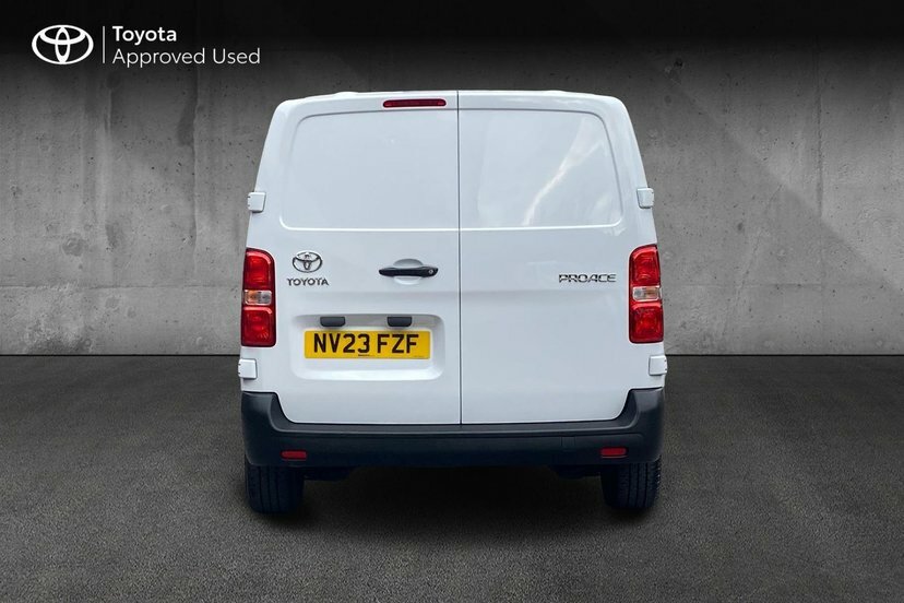 Toyota PROACE 2.0D Design Medium Panel Van Mwb Euro 6 6Dr White #17
