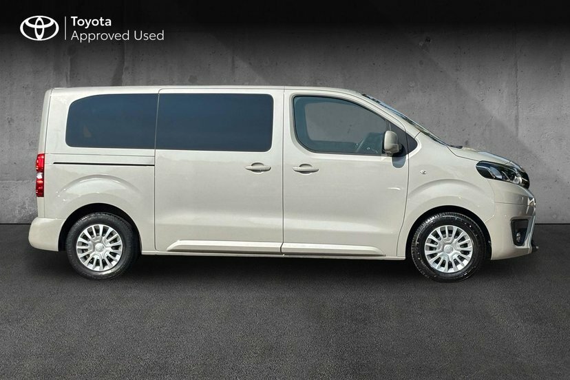 Toyota Proace Verso 1.5D Combi Medium #16