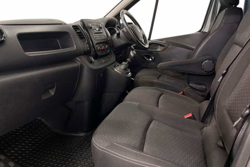Vauxhall Vivaro 1.6 Cdti 2700 Biturbo Ecotec Sportive Panel Van Grey #2