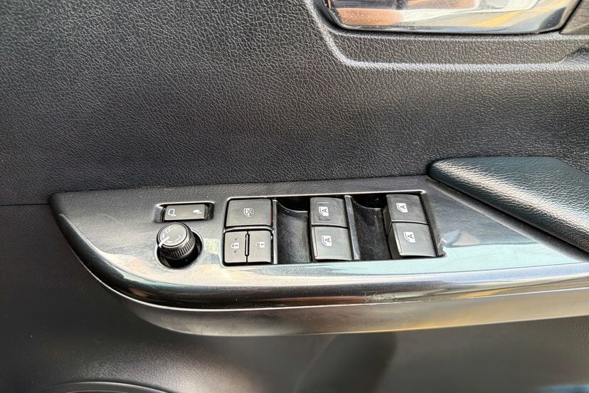 Toyota HILUX Active Dcab Pick Up 2.4 D-4d #24
