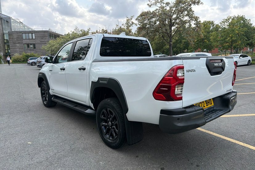 Toyota HILUX Active Dcab Pick Up 2.4 D-4d #30