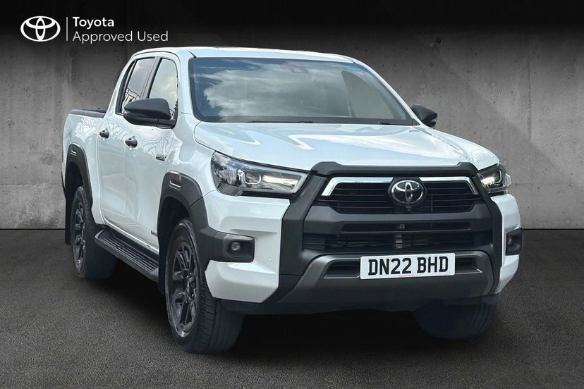 Toyota HILUX Active Dcab Pick Up 2.4 D-4d #1