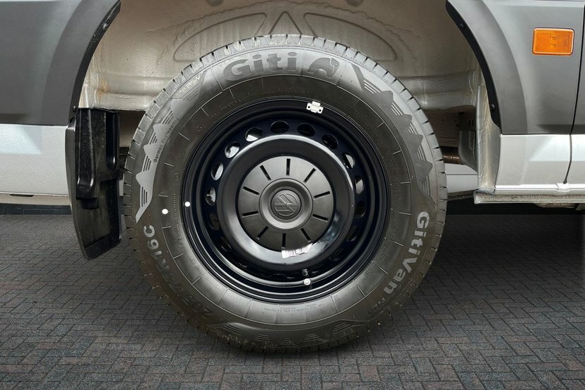 Volkswagen Crafter 2.0 Tdi Cr35 Commerce Plus Panel Van Au Silver #5