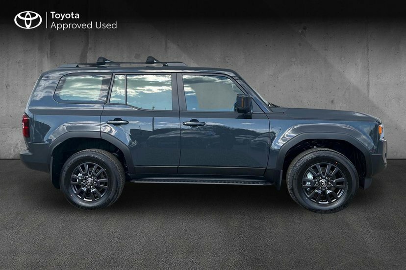 Toyota Land Cruiser 2.8D Panel Van 4Wd Lwb 204 Ps Grey #4