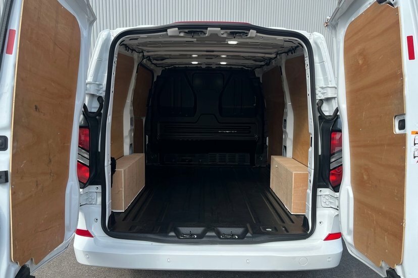Ford Transit Custom 2.0 280 Ecoblue Limited Panel Van White #2