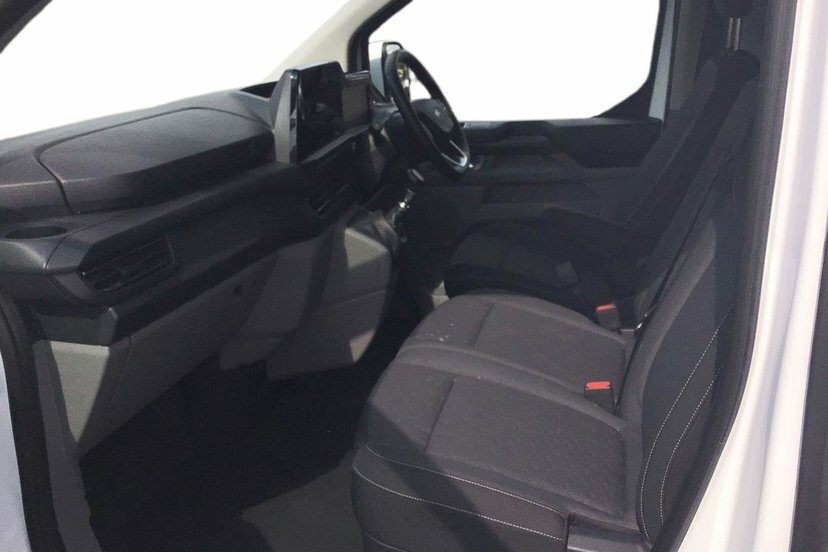 Ford Transit Custom 2.0 280 Ecoblue Limited Panel Van Manua DS24OKT White #4