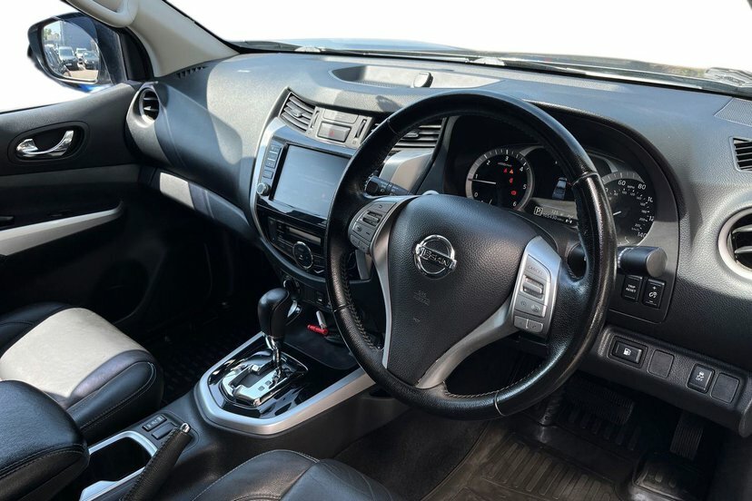 Nissan Navara 2.3 Dci N-guard Pickup Double Cab Grey #6