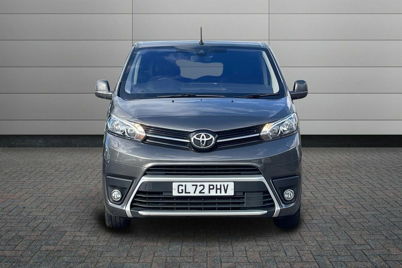 Toyota PROACE 2L Icon 6Dr White #21