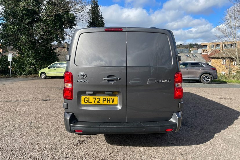 Toyota PROACE 2L Icon 6Dr White #60