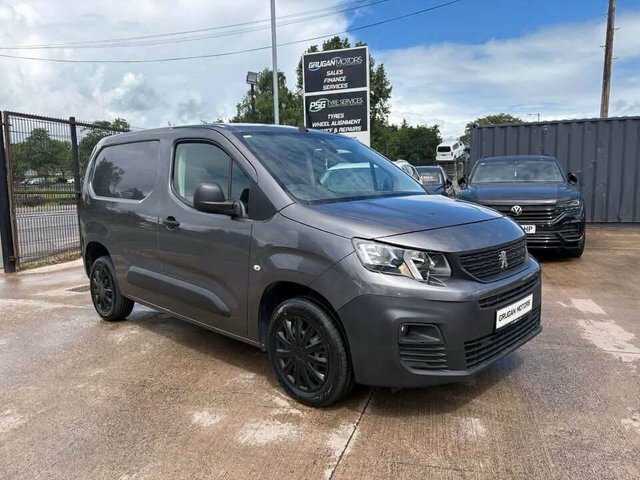 Peugeot Partner Bluehdi 1000 Professional Premium Grey #2