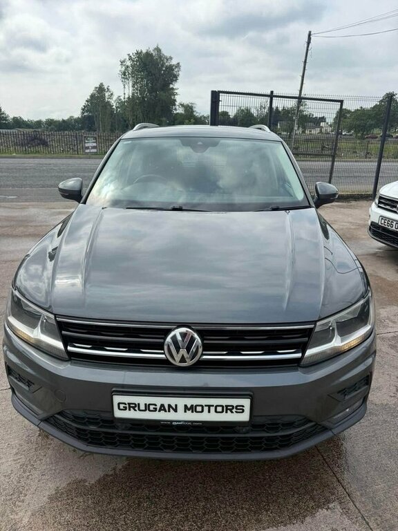 Volkswagen Tiguan Tdi Match Suv SH19TNZ Grey #4