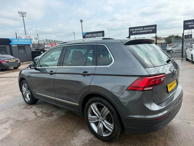 Volkswagen Tiguan Tdi Match Suv SH19TNZ Grey #3
