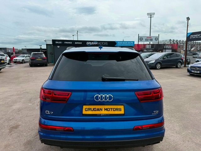 Audi Q7 Tdi V6 S Line Blue #3