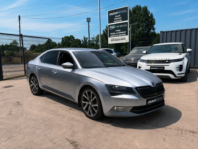Skoda Superb Tdi Sportline Hatchback Grey