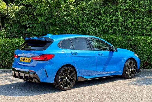 BMW 1 Series Hatchback WF69YJU Blue #4