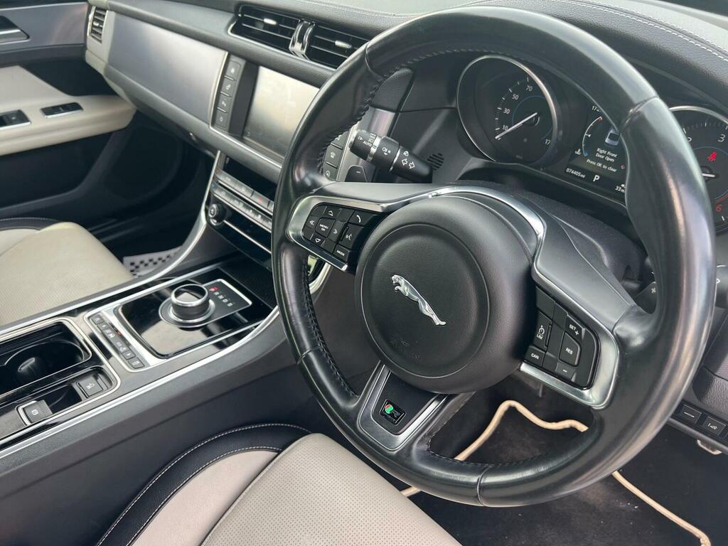 Jaguar XF 2.0D R-sport Euro 6 Ss Blue #10