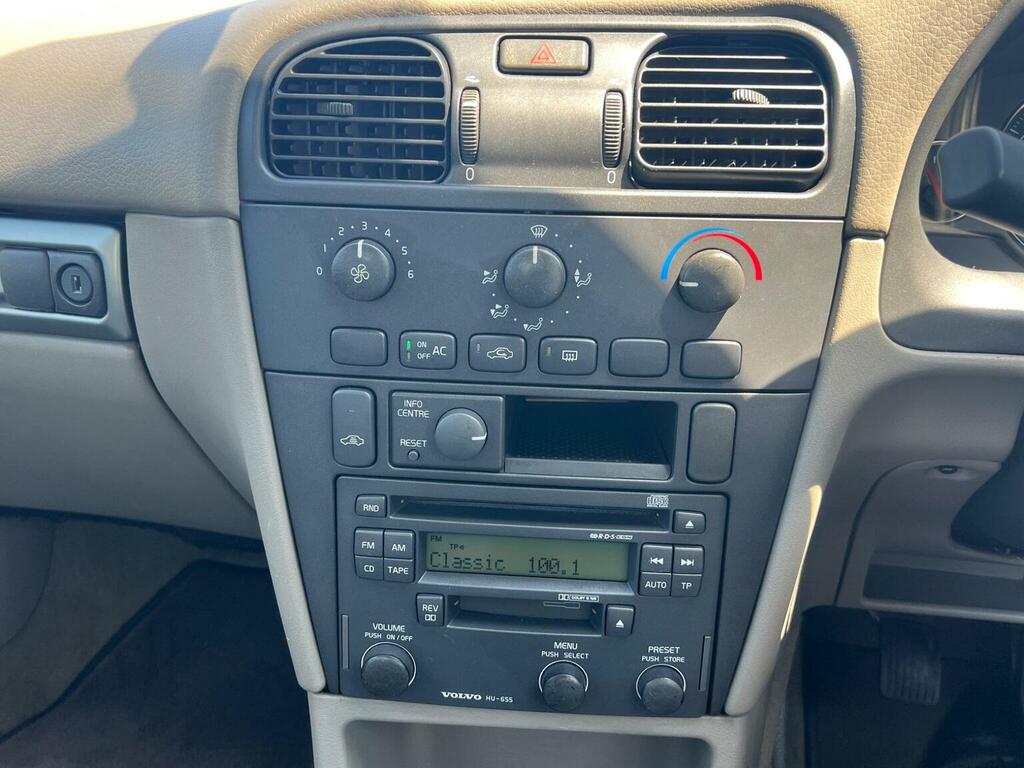 Volvo S40  Black #16
