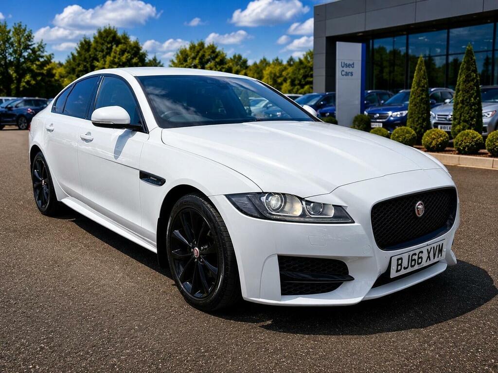 Jaguar XF 2.0D R-sport Euro 6 Ss White #3