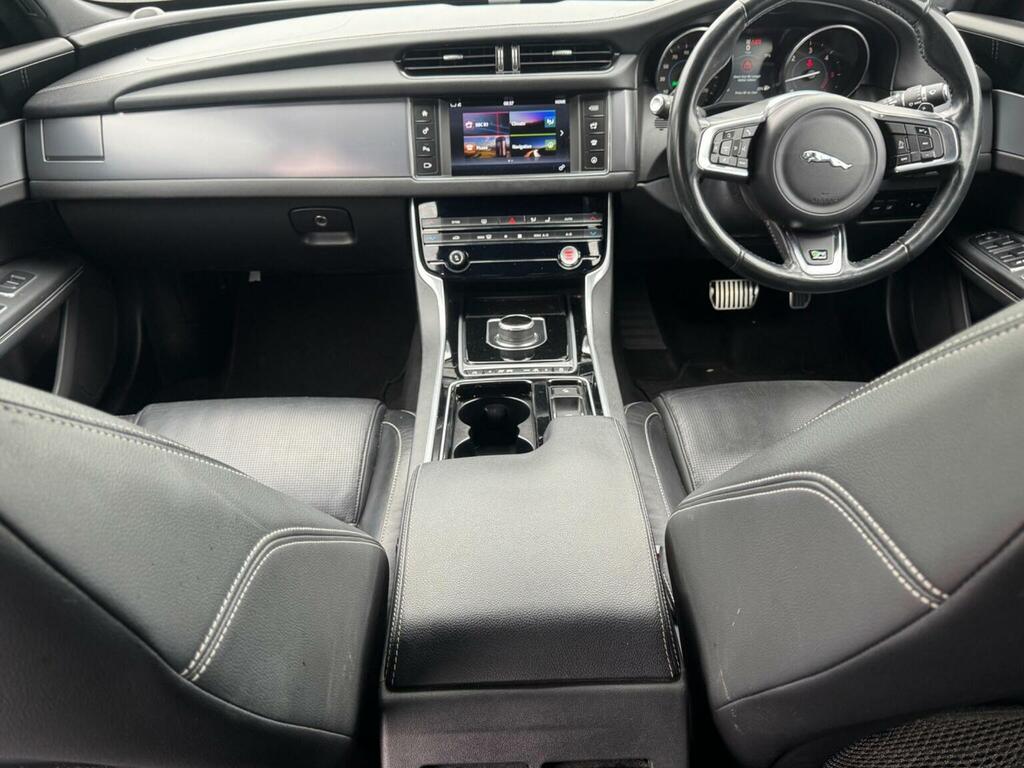 Jaguar XF Red #10