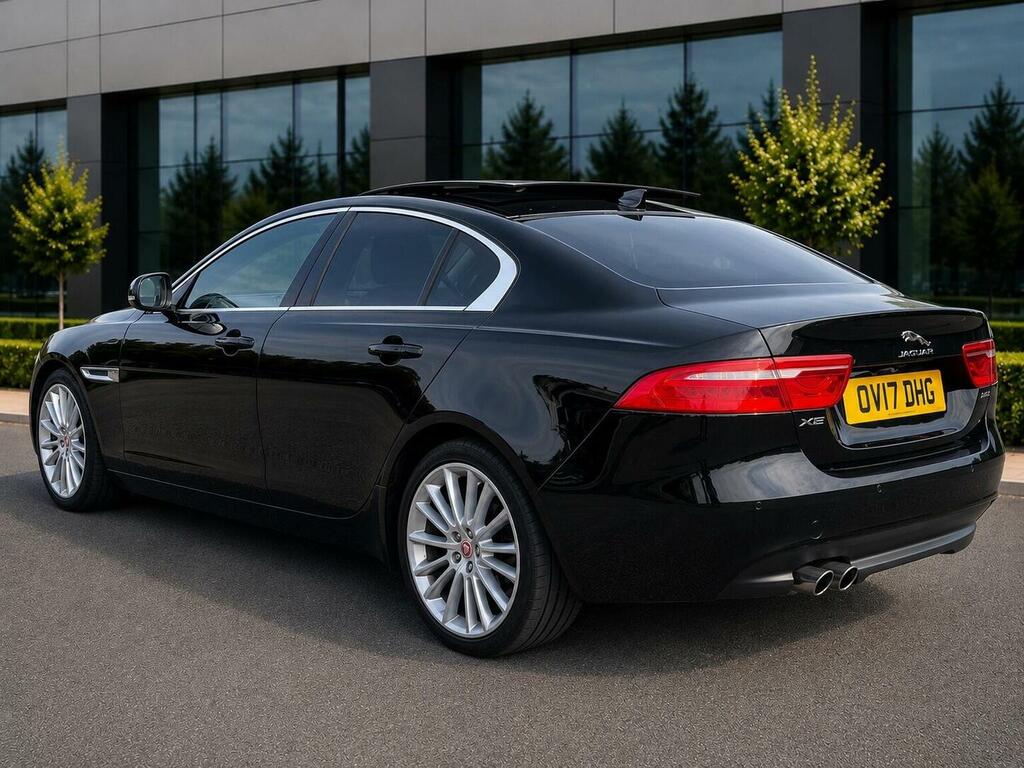 Jaguar XE 2.0D Portfolio Euro 6 Ss Black #4