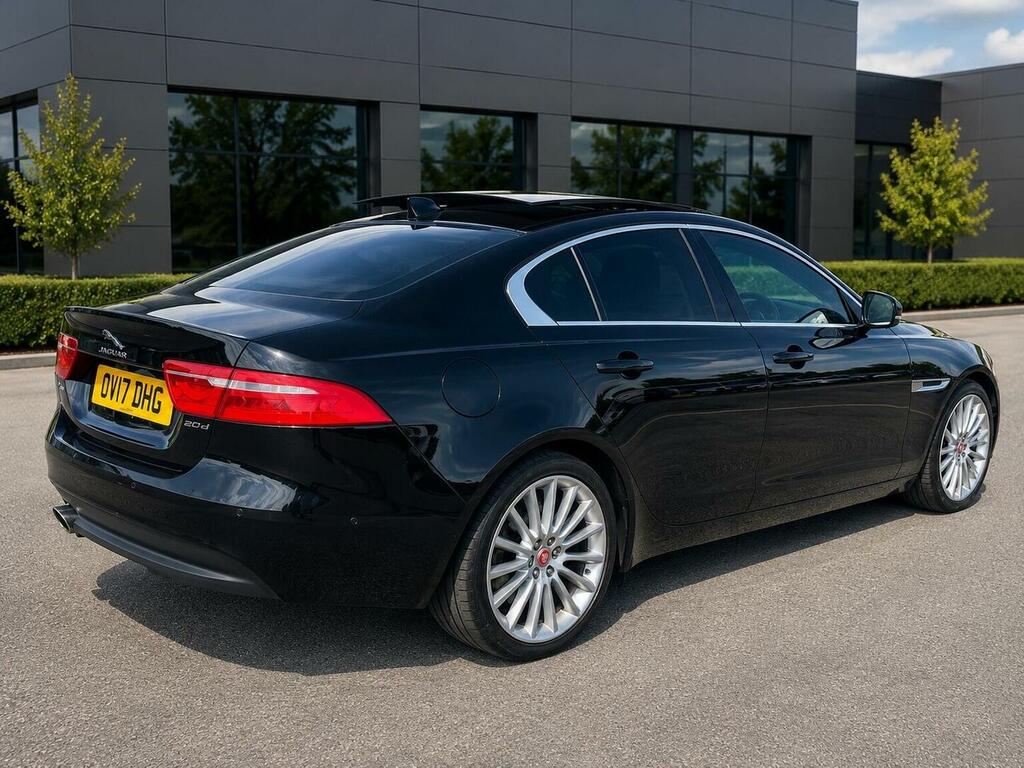 Jaguar XE 2.0D Portfolio Euro 6 Ss Black #6