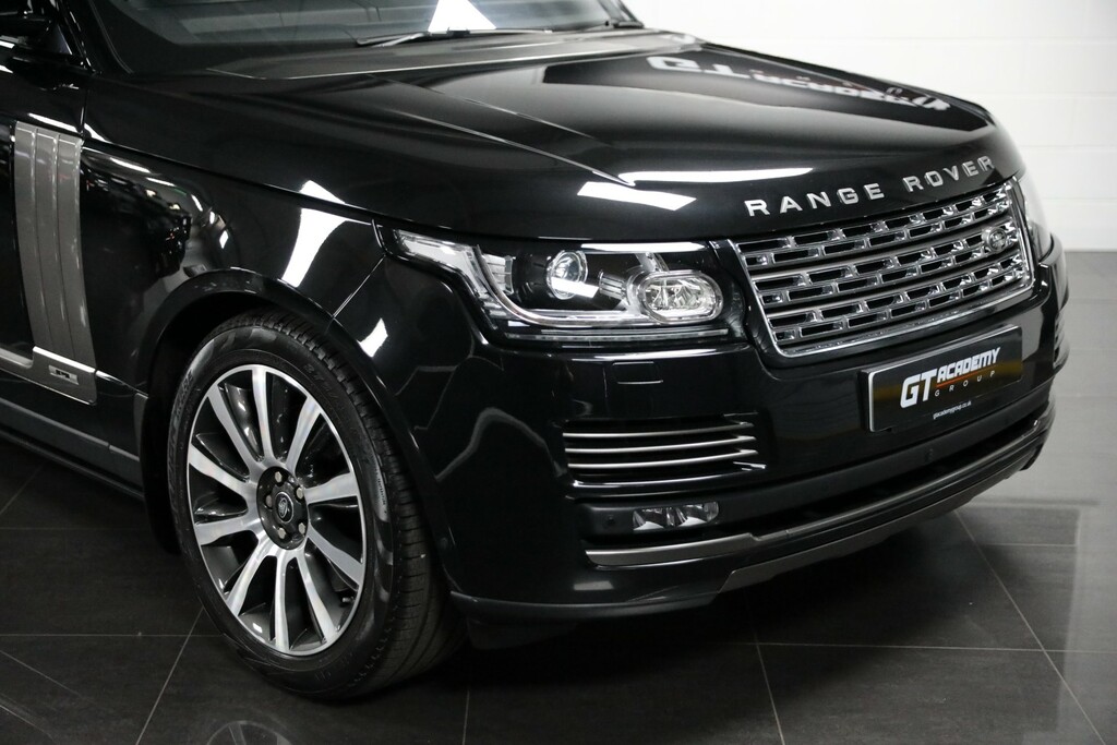 Land Rover Range Rover Estate #3