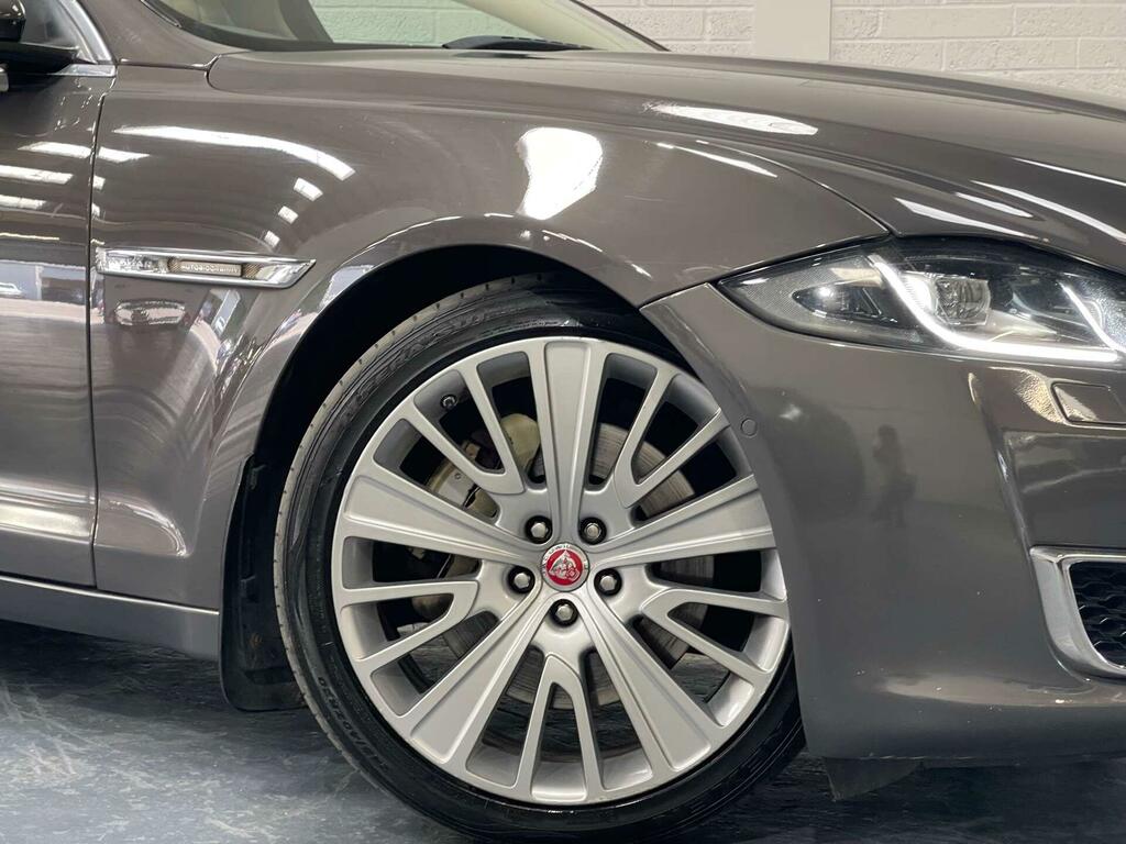 Jaguar XJ Autobiography Grey #3