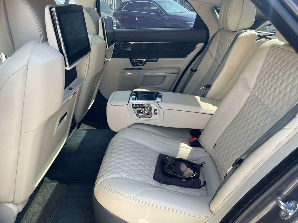 Jaguar XJ Saloon Black #19