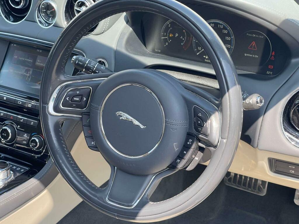 Jaguar XJ Saloon Black #12