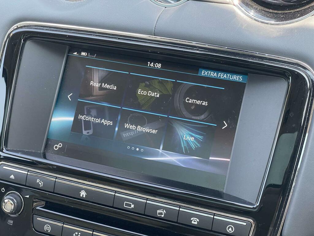 Jaguar XJ Saloon Black #40