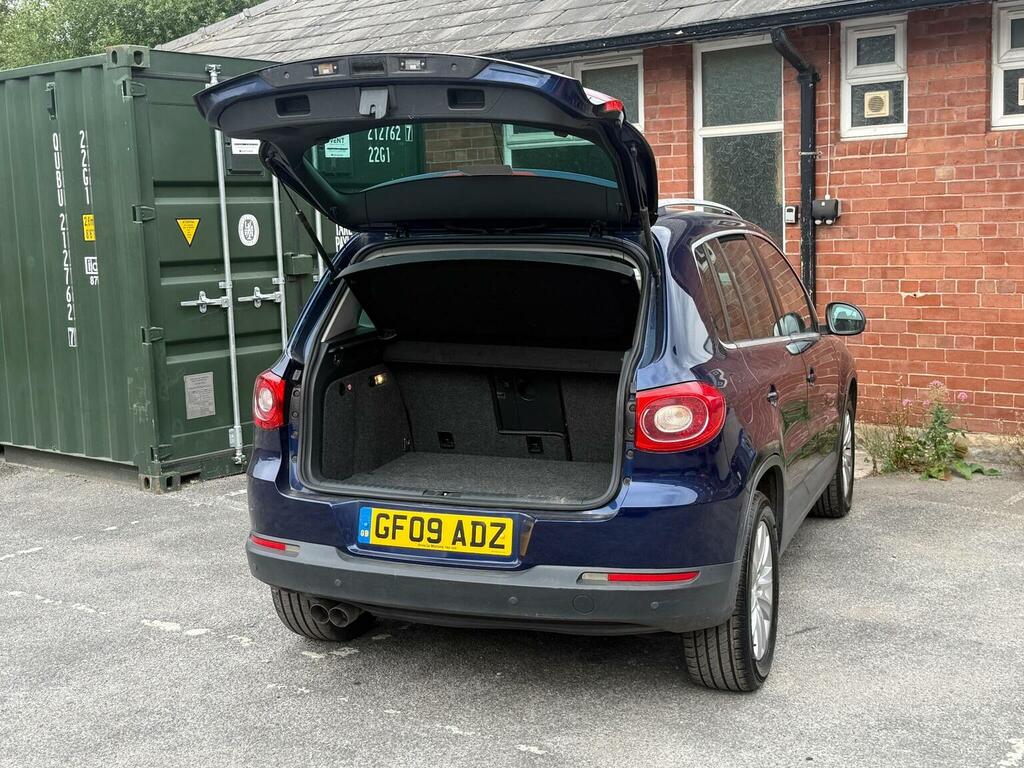 Volkswagen Tiguan  Grey #31
