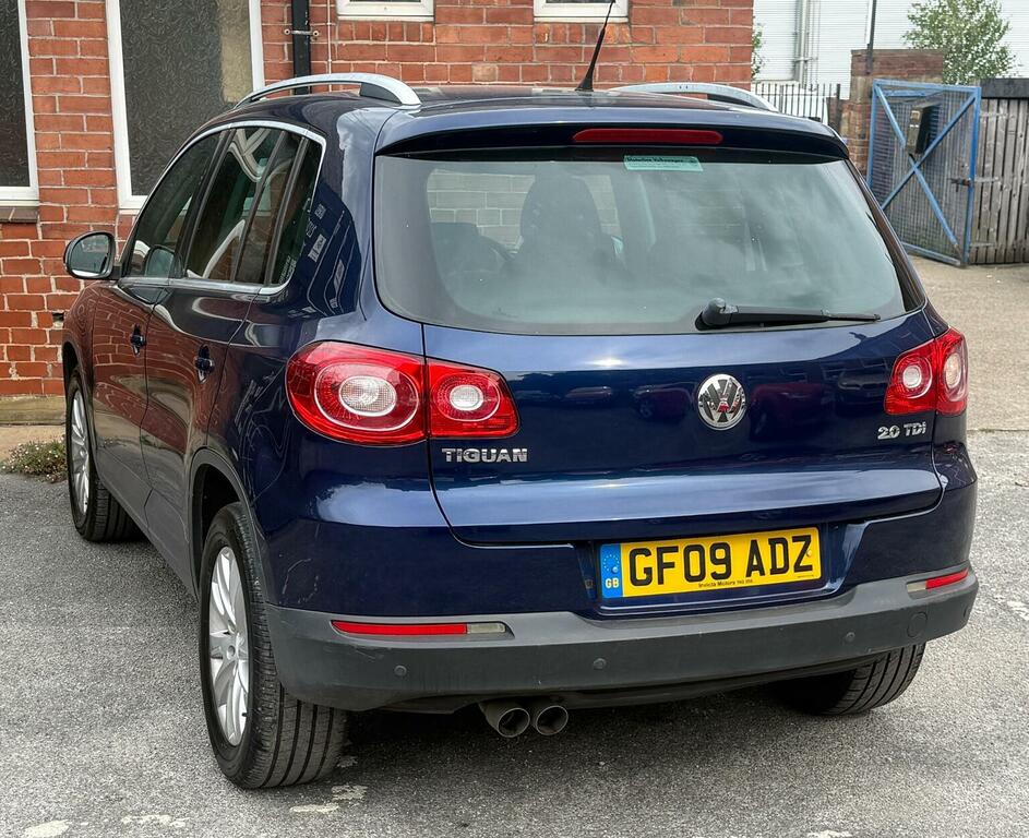 Volkswagen Tiguan  Grey #32