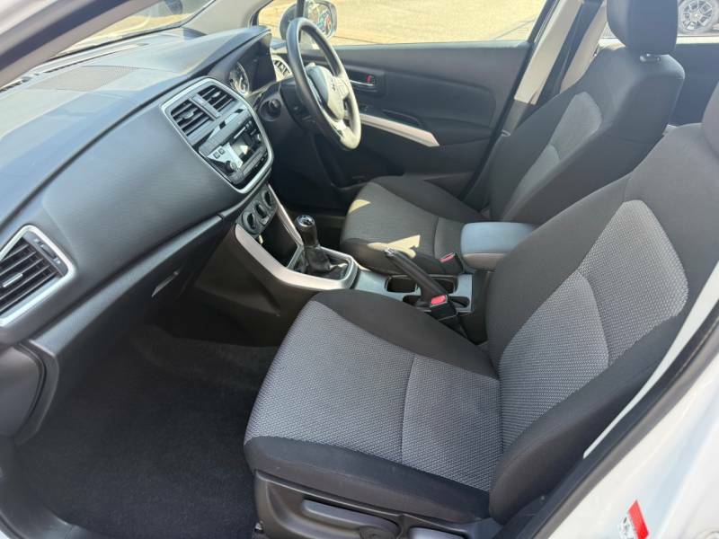 Suzuki SX4 S Cross 1.6 Sz-t Cvt Blue #18