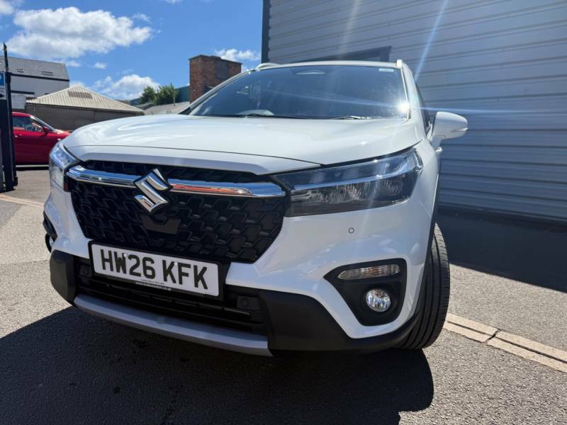 Suzuki S Cross 1.4 Boosterjet 48V Hybrid Motion - 2026 White #4