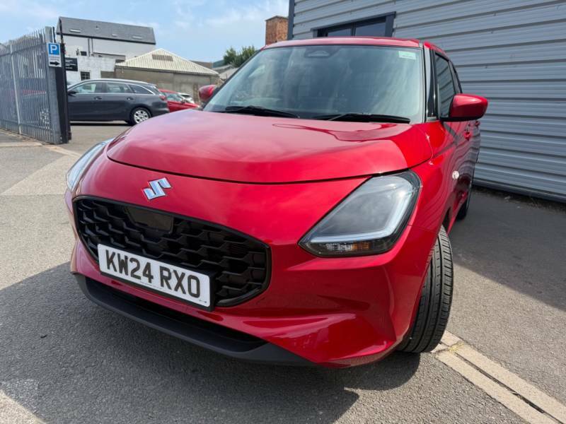 Suzuki Swift 1.2 Mild Hybrid Motion Cvt Red #4