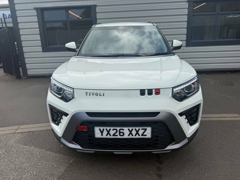 SsangYong Tivoli K40 White #9