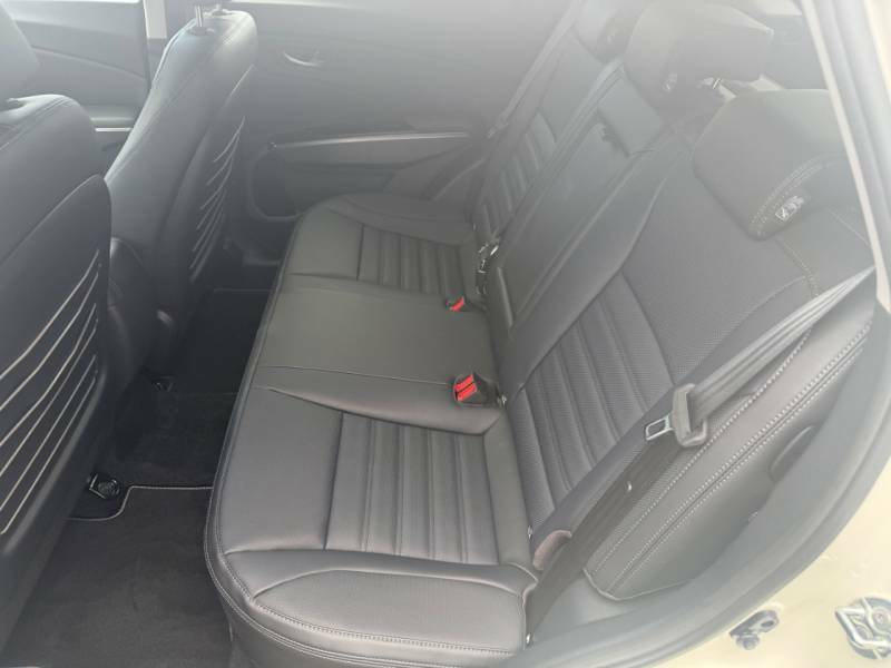 SsangYong Tivoli K40 White #22