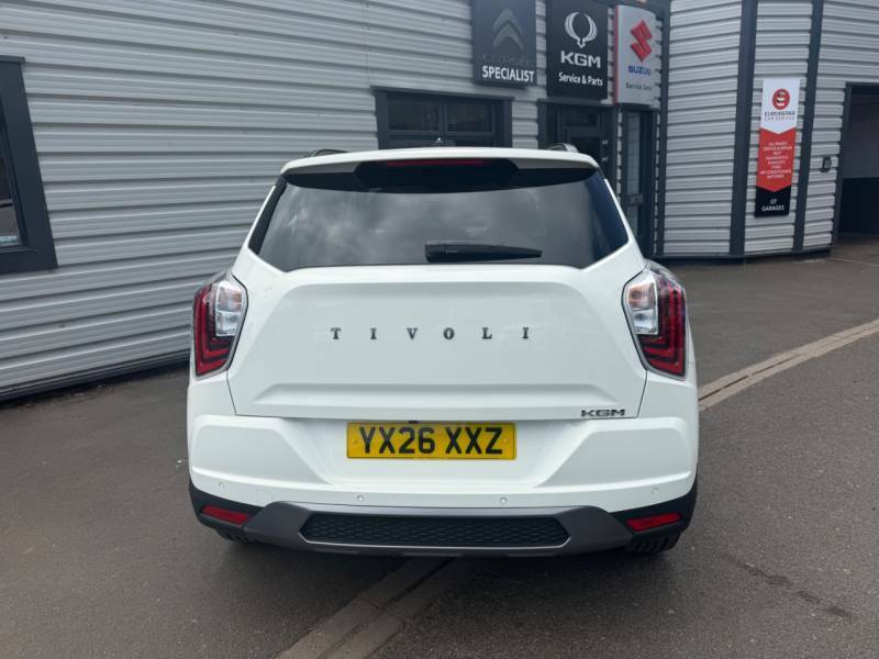 SsangYong Tivoli K40 White #11