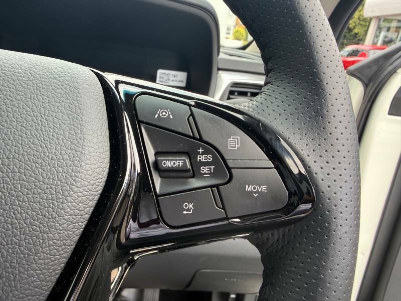 SsangYong Tivoli K40 White #18