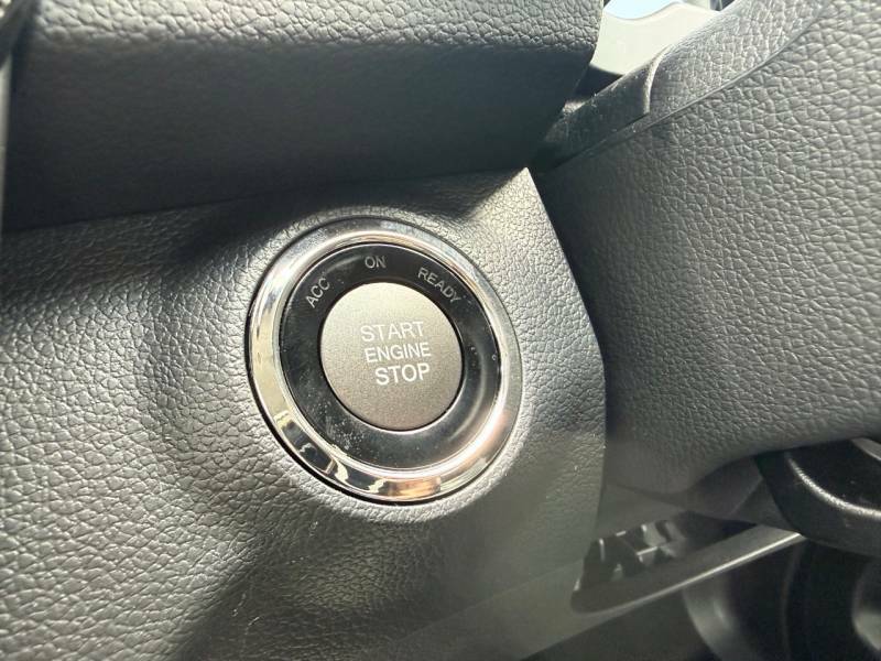 SsangYong Tivoli K40 White #16