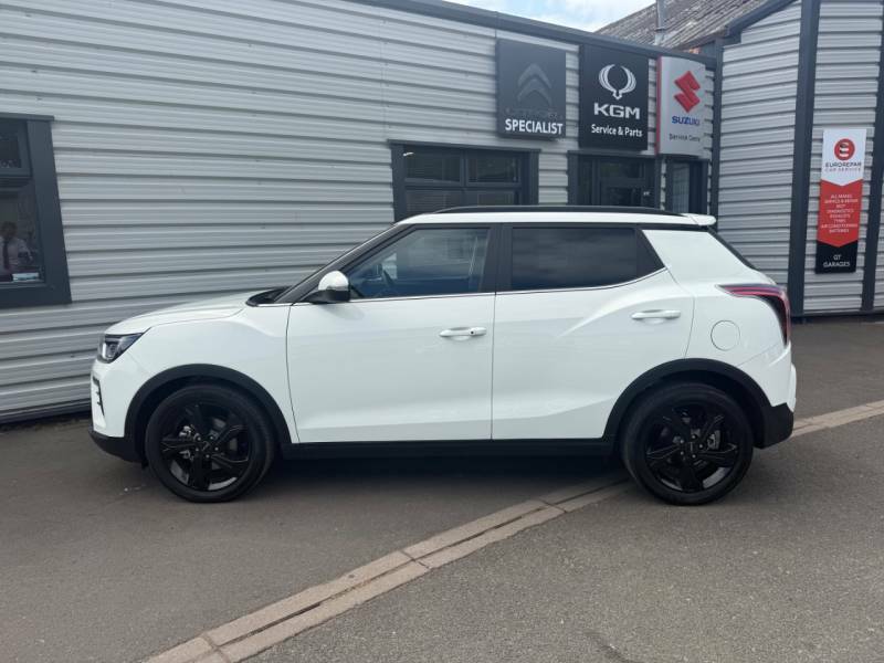 SsangYong Tivoli 1.5 K40 - 2026 White #3