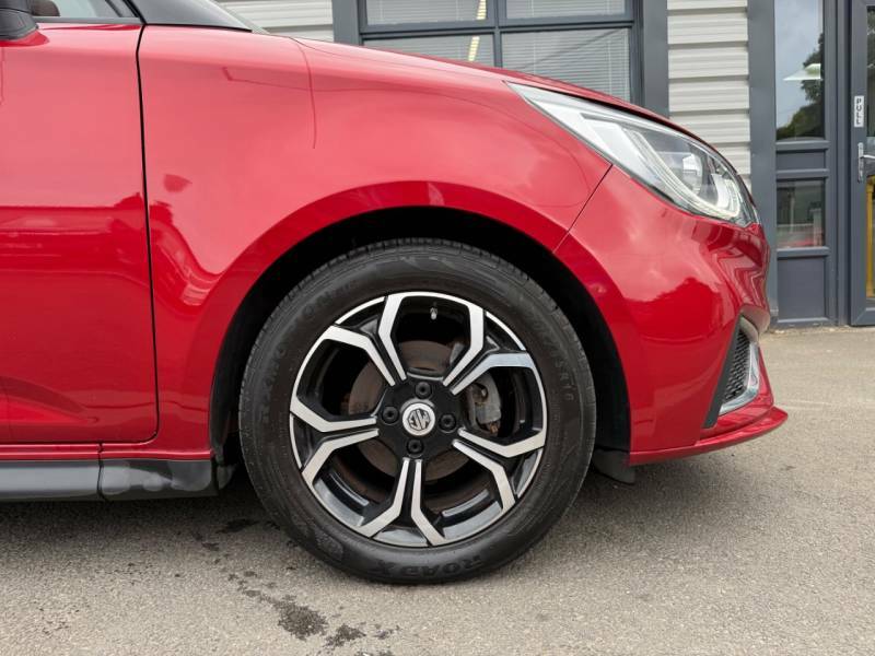 MG MG3 1.5 Excite Vti-tech 106 Bhp White #11