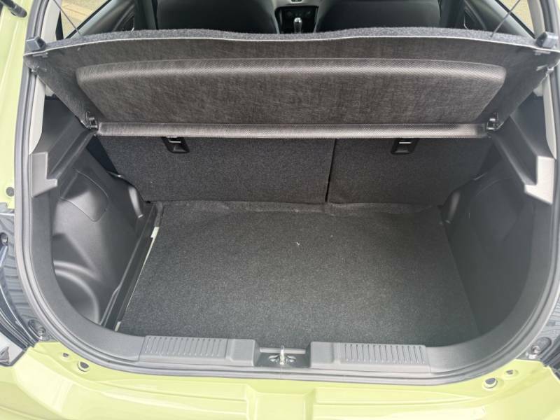 Suzuki Swift 1.2 Mild Hybrid Ultra Hatchback White #24