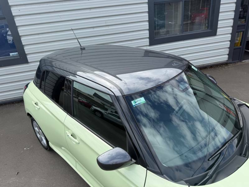 Suzuki Swift 1.2 Mild Hybrid Ultra Hatchback White #21