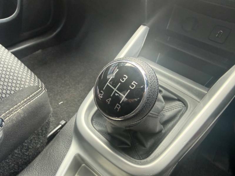 Suzuki Vitara 1.6 Sz5 Euro 6 Ss Silver #16