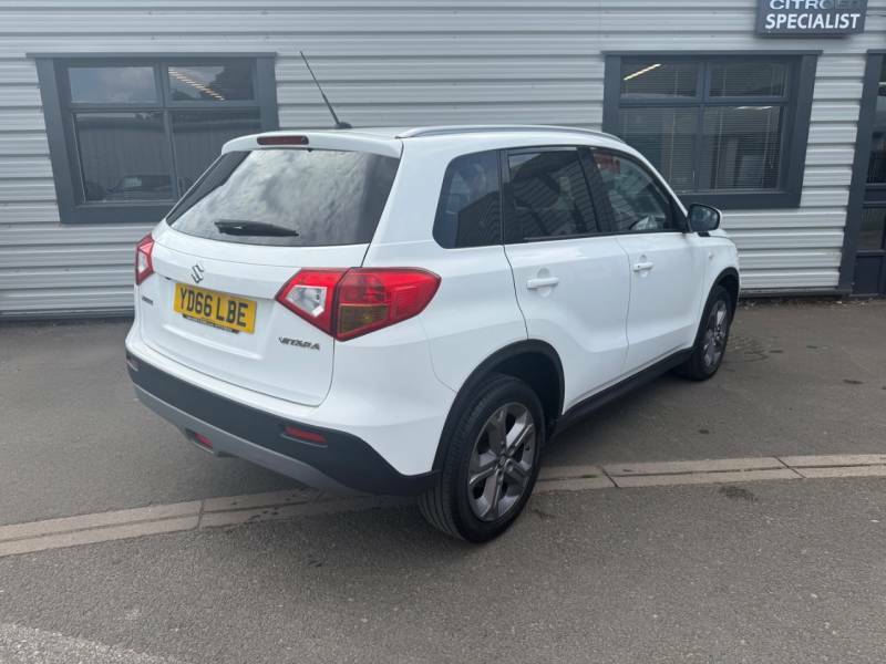 Suzuki Vitara 1.6 Sz-t White #6