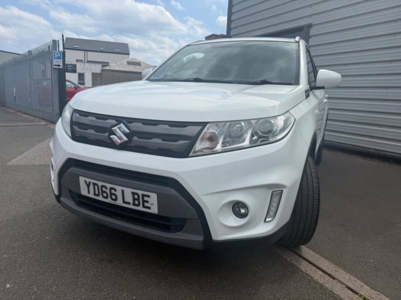 Suzuki Vitara 1.6 Sz-t White #4