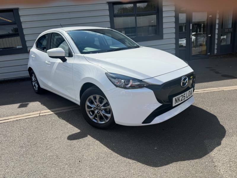 Mazda 2 1.5 E-skyactiv G Mhev Centre-line White