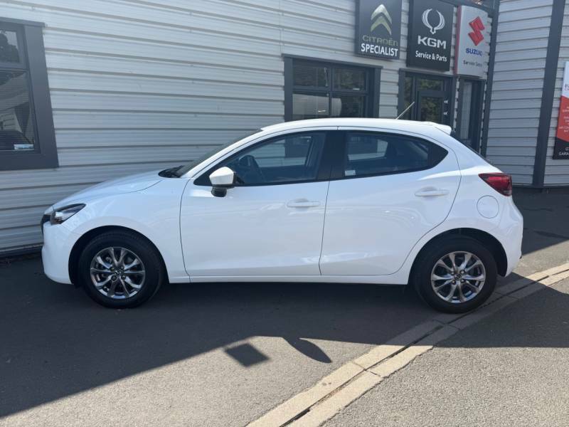Mazda 2 1.5 E-skyactiv G Mhev Centre-line White #3